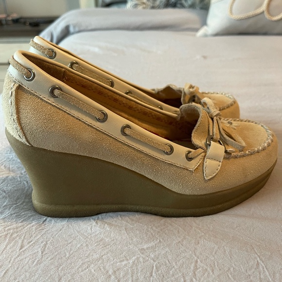 Also suede wedge loafers - Picture 2 of 4